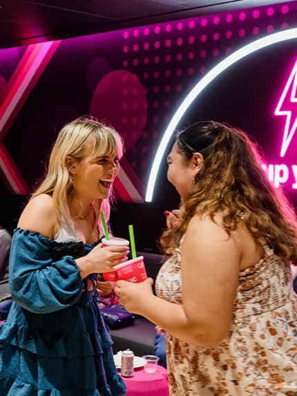 Club Magenta